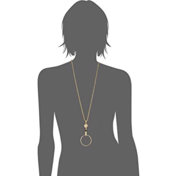 1928 Antique Inspired Magnifier Necklace - Picture 2 of 3